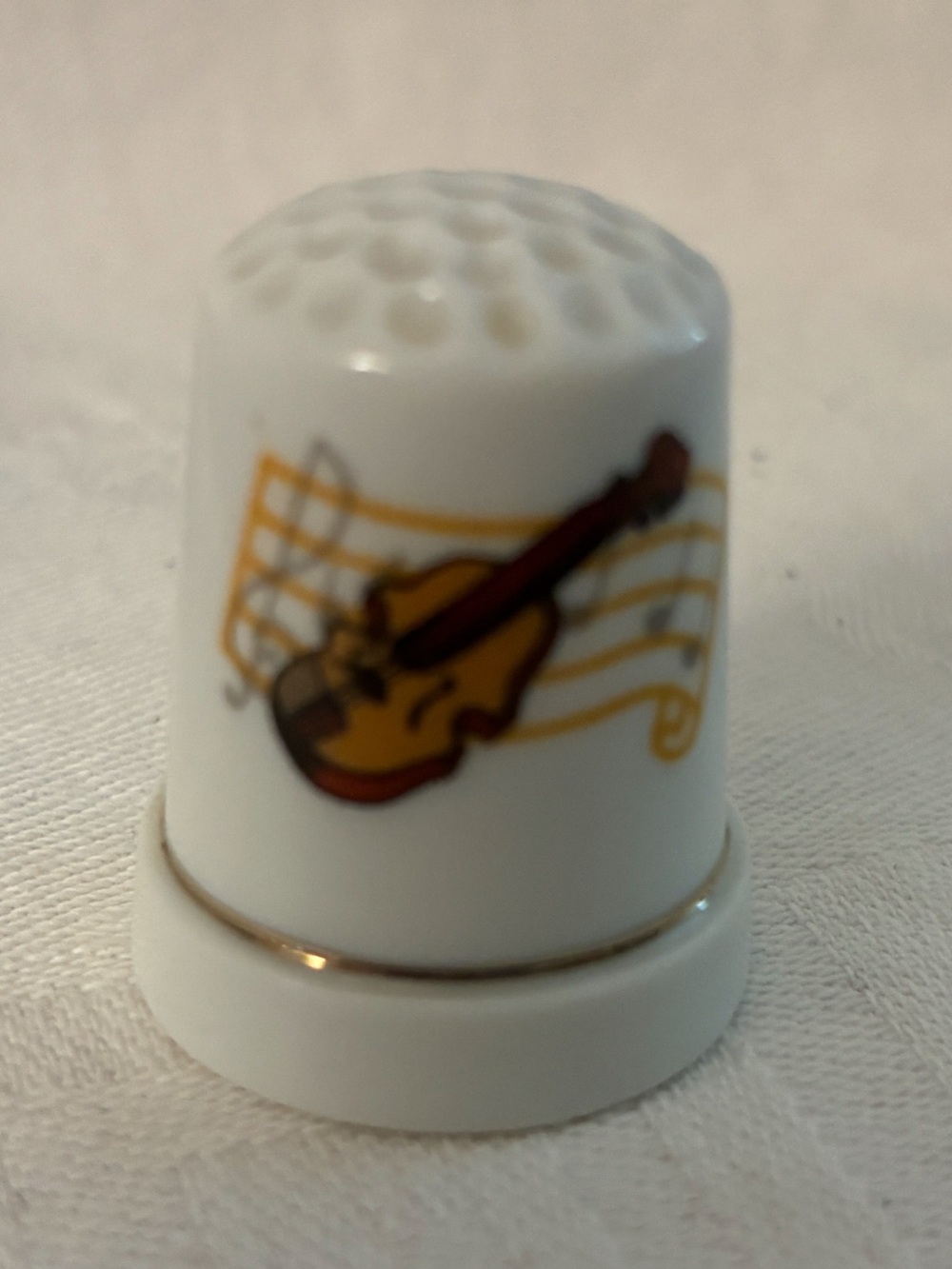 Vintage Classic Guitar Porcelain Music Violin Thimble White with Gold Trim